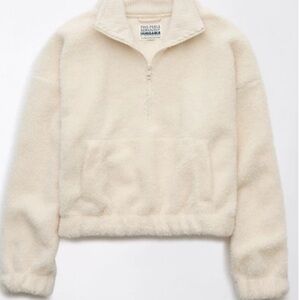 AE Cropped Sherpa Quarter Zip Sweatshirt in Capaccino - Size Large